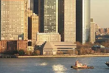 Hotel Cesar Suites At Harborside New York United States