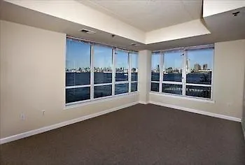 Hotel Cesar Suites At Harborside New York