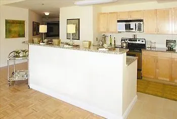 Cesar Suites At Harborside New York Hotel